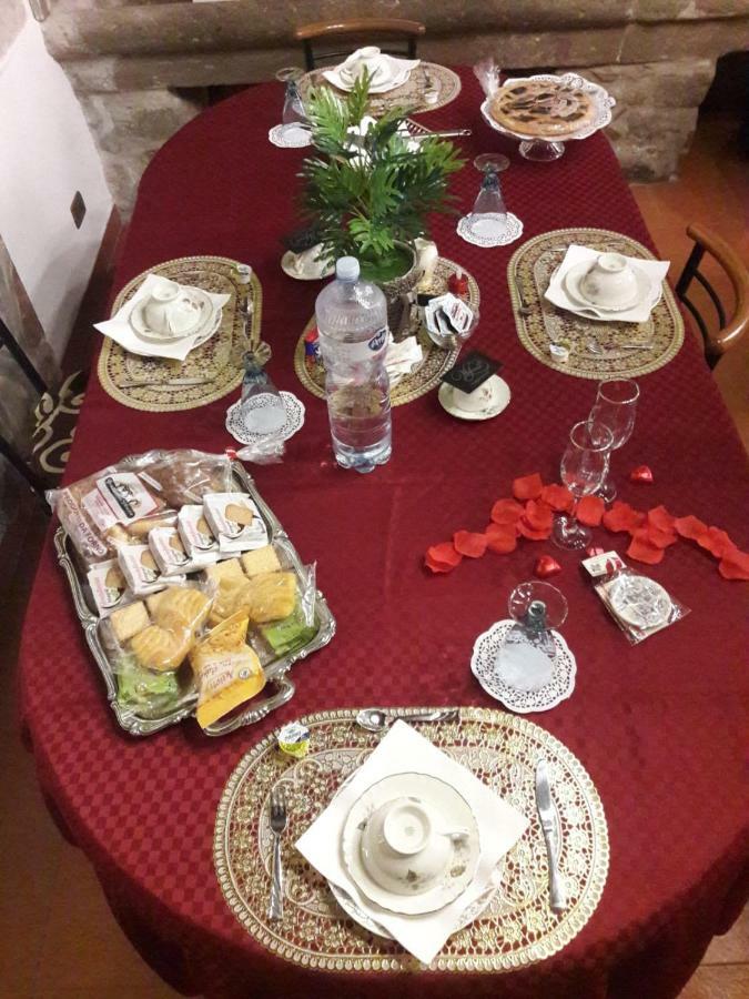 Alloggio Turistico "L'Incontro" 6 维泰博 外观 照片